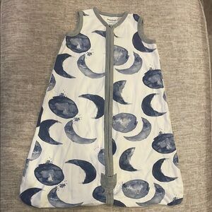 Burt's Bees White and Blue Sleep Sack